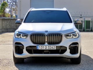 X5 (G05) M50i